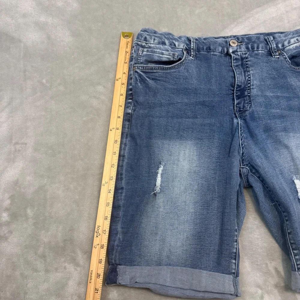 Royalty For Me Curvy‎ Fit Blue Denim Bermuda Shorts Women Size 16 Distressed